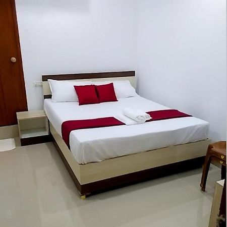 Hotel Tharavad Residency Iritti Exterior foto